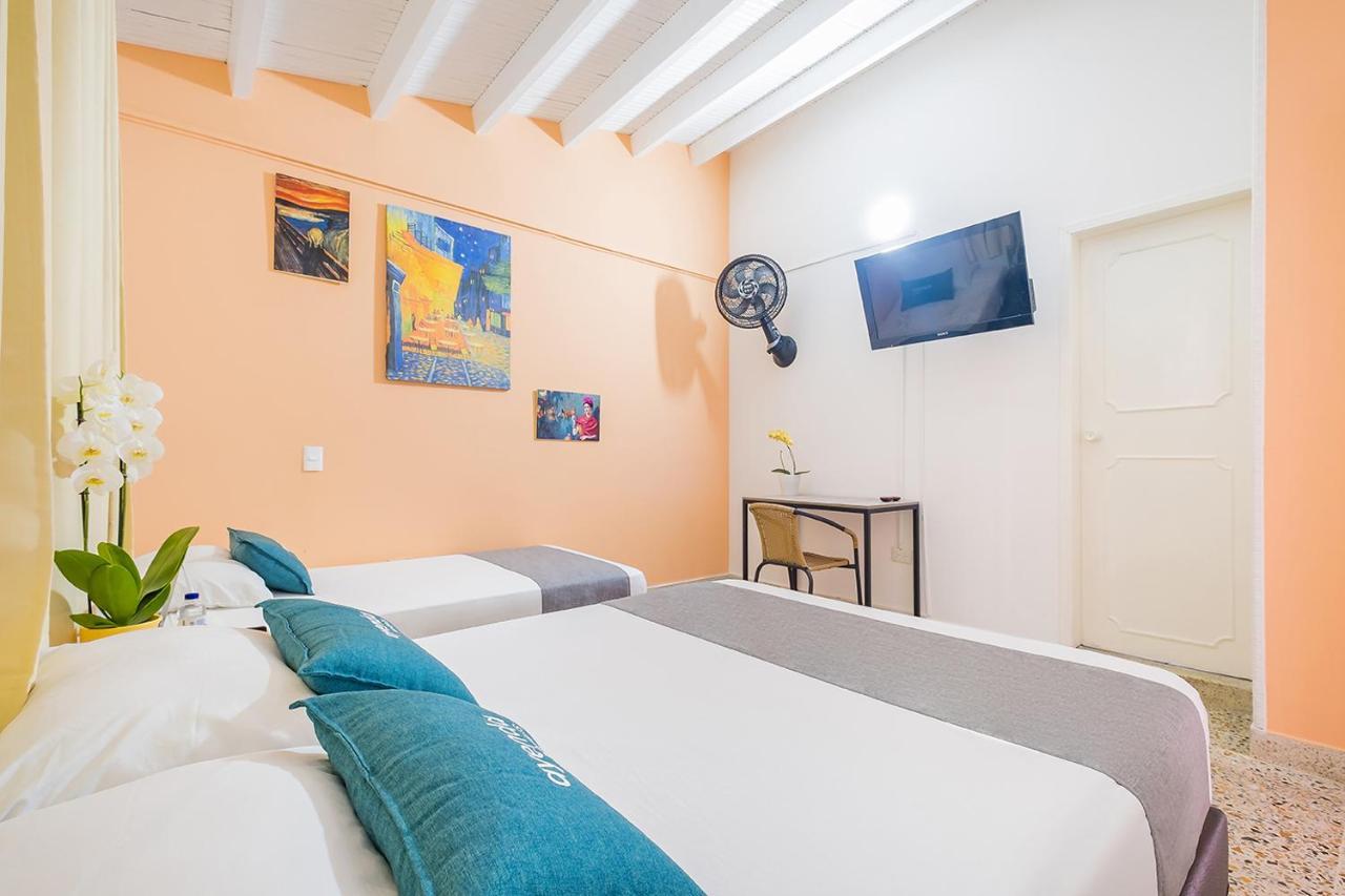 Casa De Pinos Hotel Bucaramanga Extérieur photo