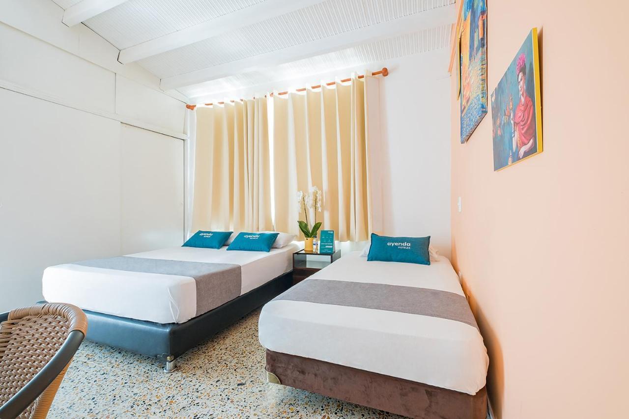 Casa De Pinos Hotel Bucaramanga Extérieur photo
